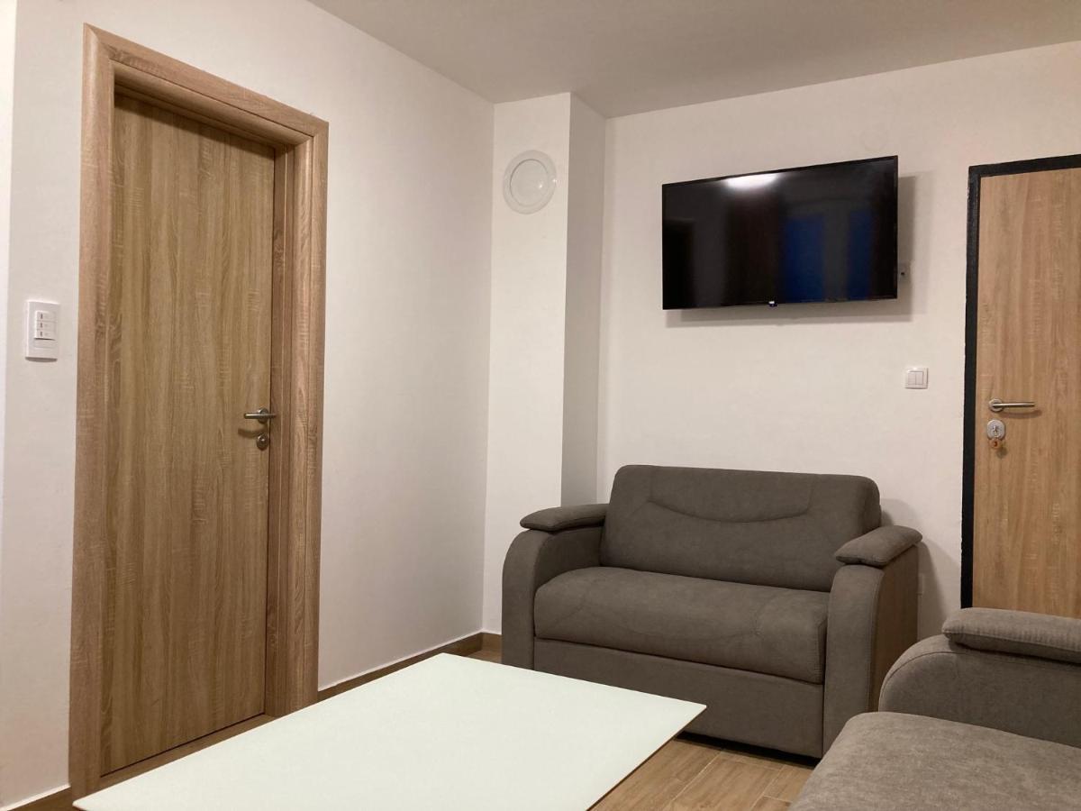 Vila Trnovo Apartment ยาโฮรินา ภายนอก รูปภาพ