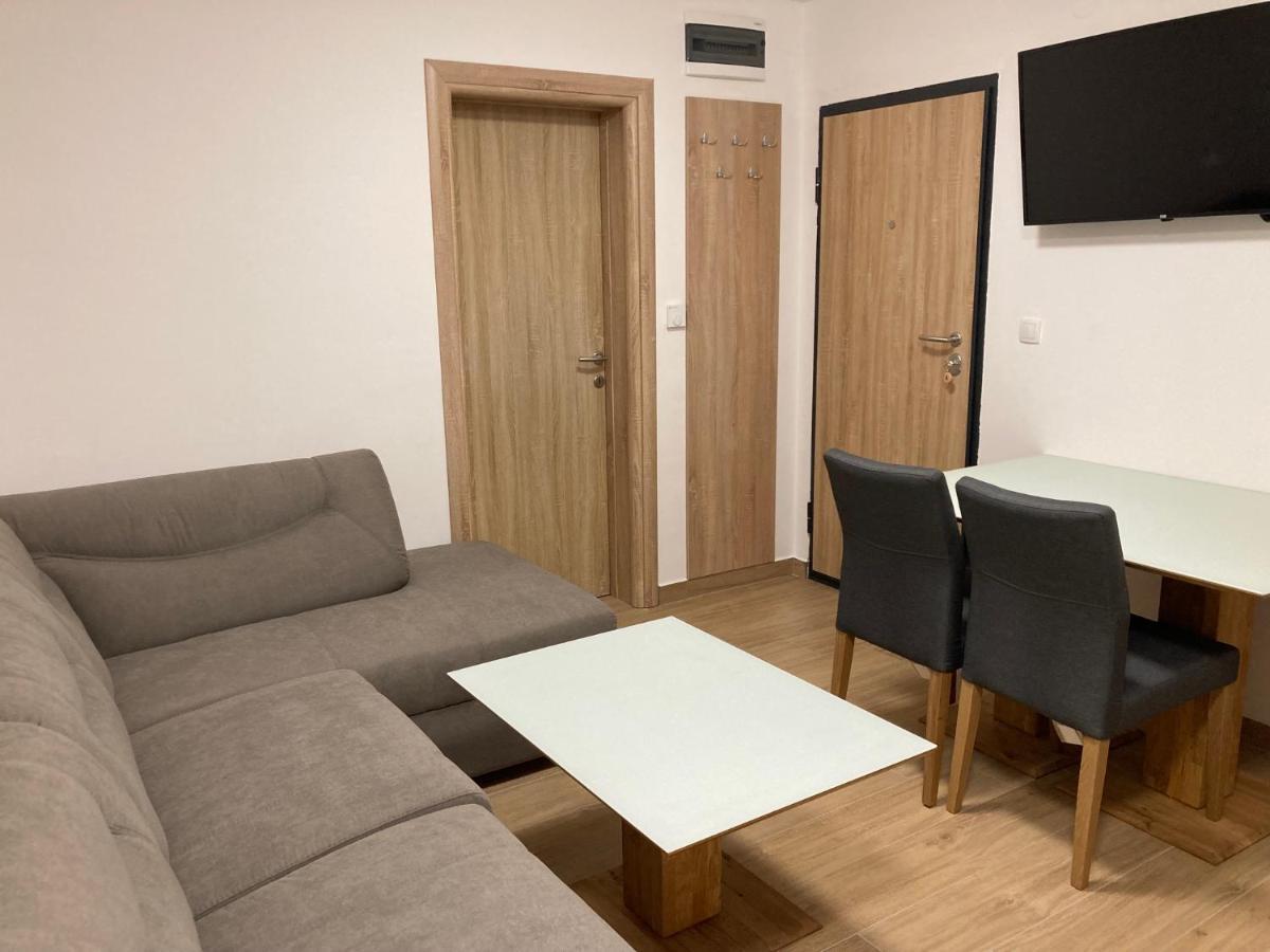 Vila Trnovo Apartment ยาโฮรินา ภายนอก รูปภาพ
