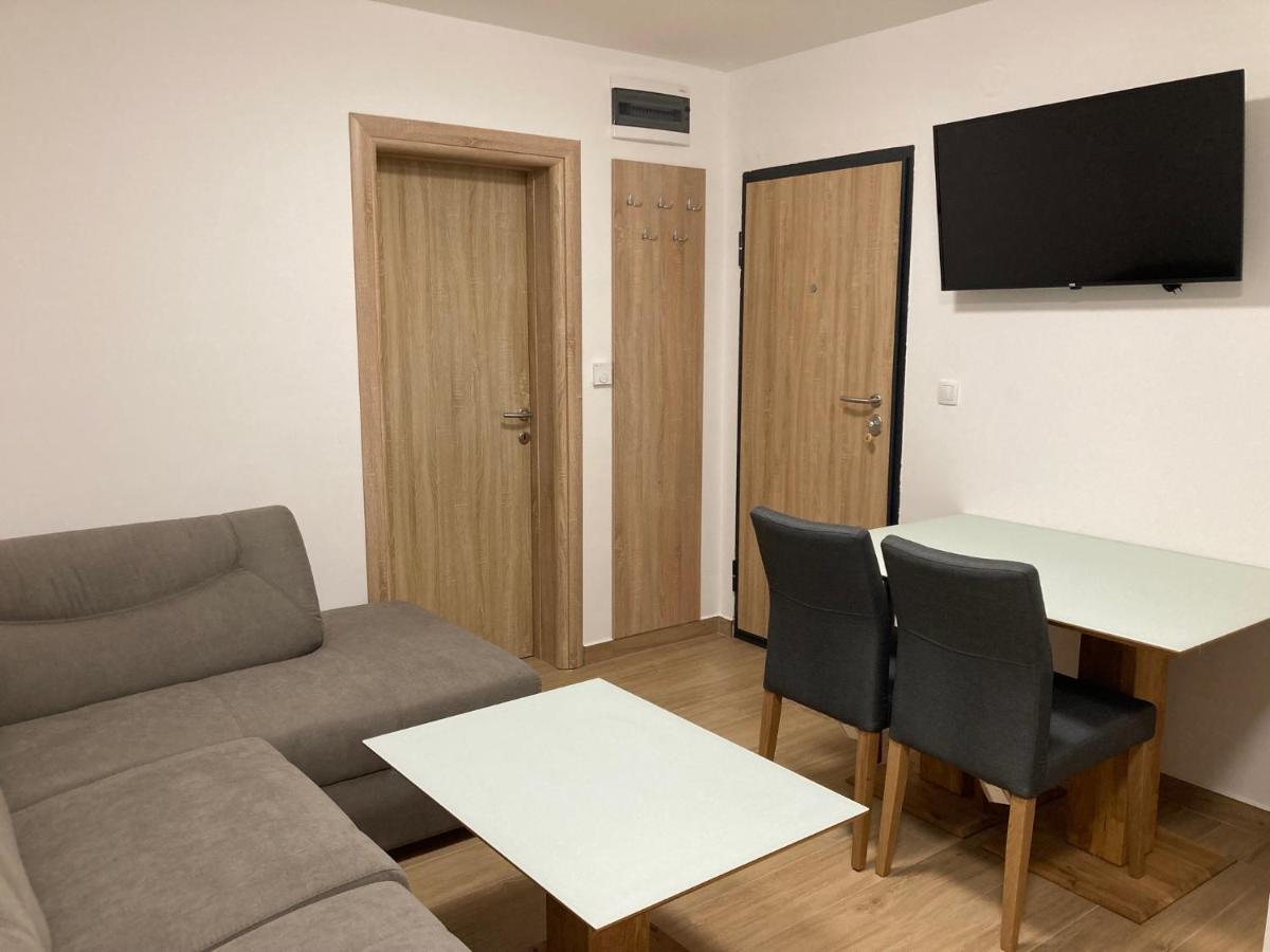Vila Trnovo Apartment ยาโฮรินา ภายนอก รูปภาพ