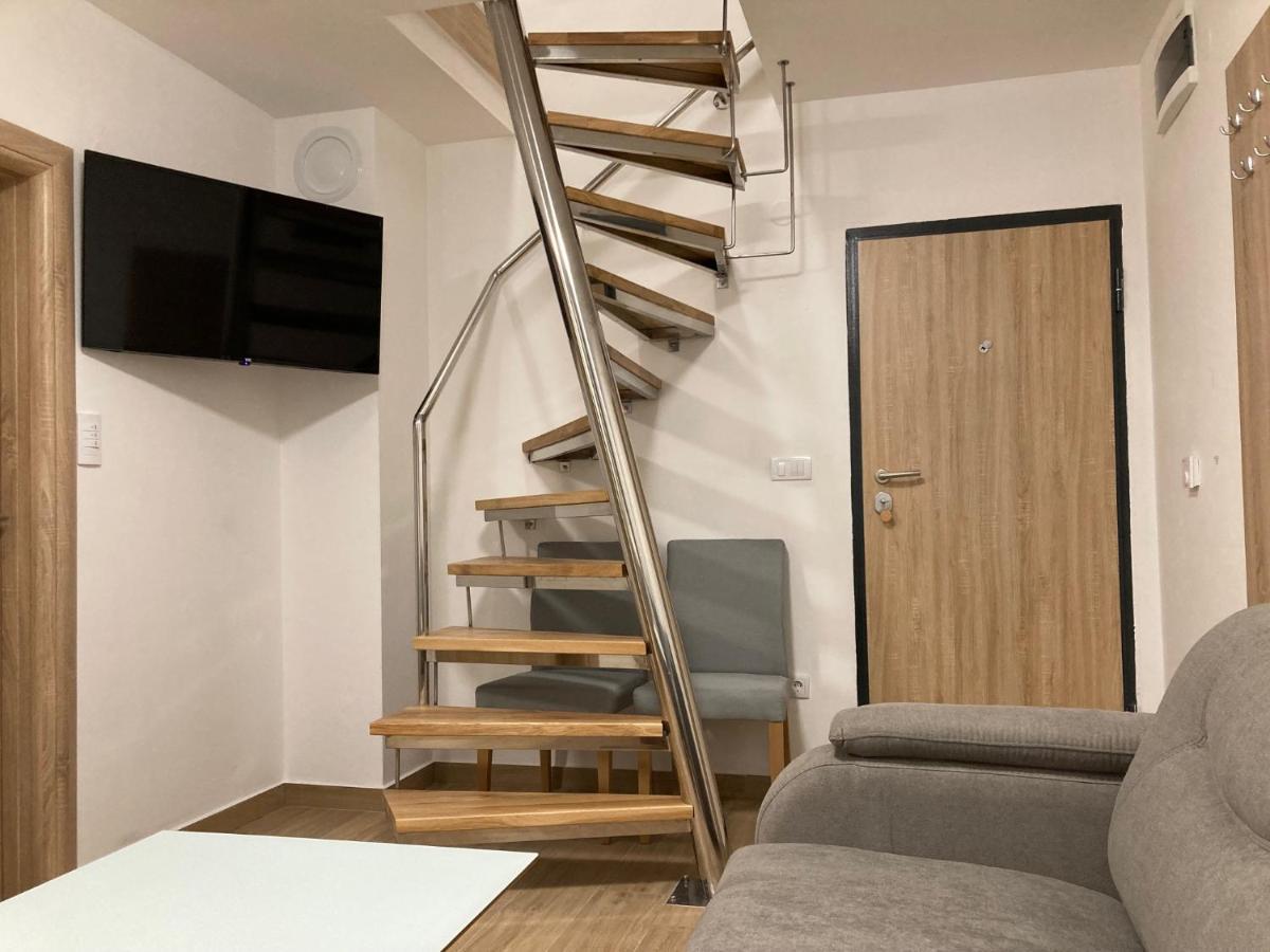 Vila Trnovo Apartment ยาโฮรินา ภายนอก รูปภาพ