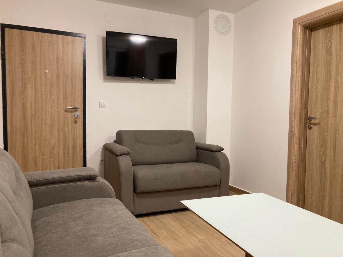 Vila Trnovo Apartment ยาโฮรินา ภายนอก รูปภาพ