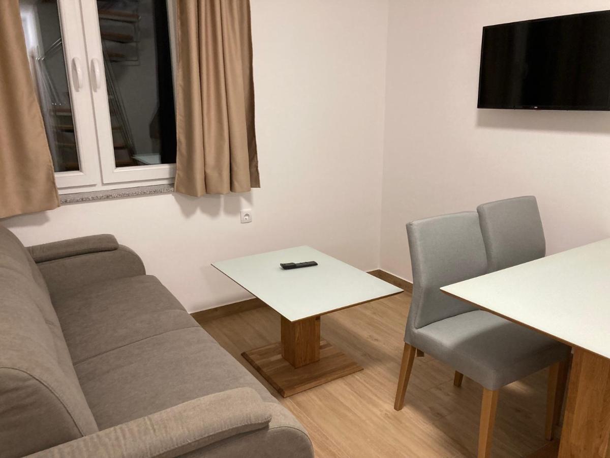 Vila Trnovo Apartment ยาโฮรินา ภายนอก รูปภาพ