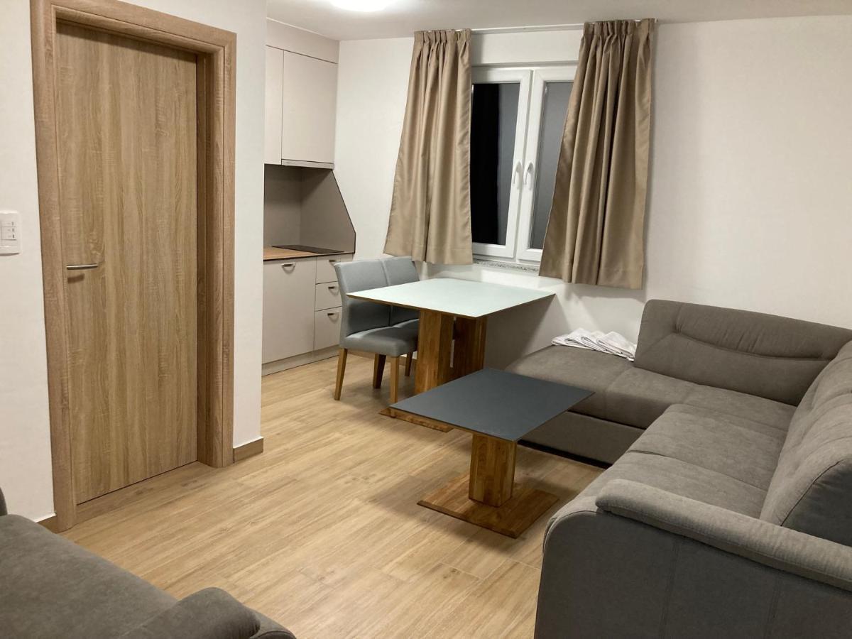 Vila Trnovo Apartment ยาโฮรินา ภายนอก รูปภาพ
