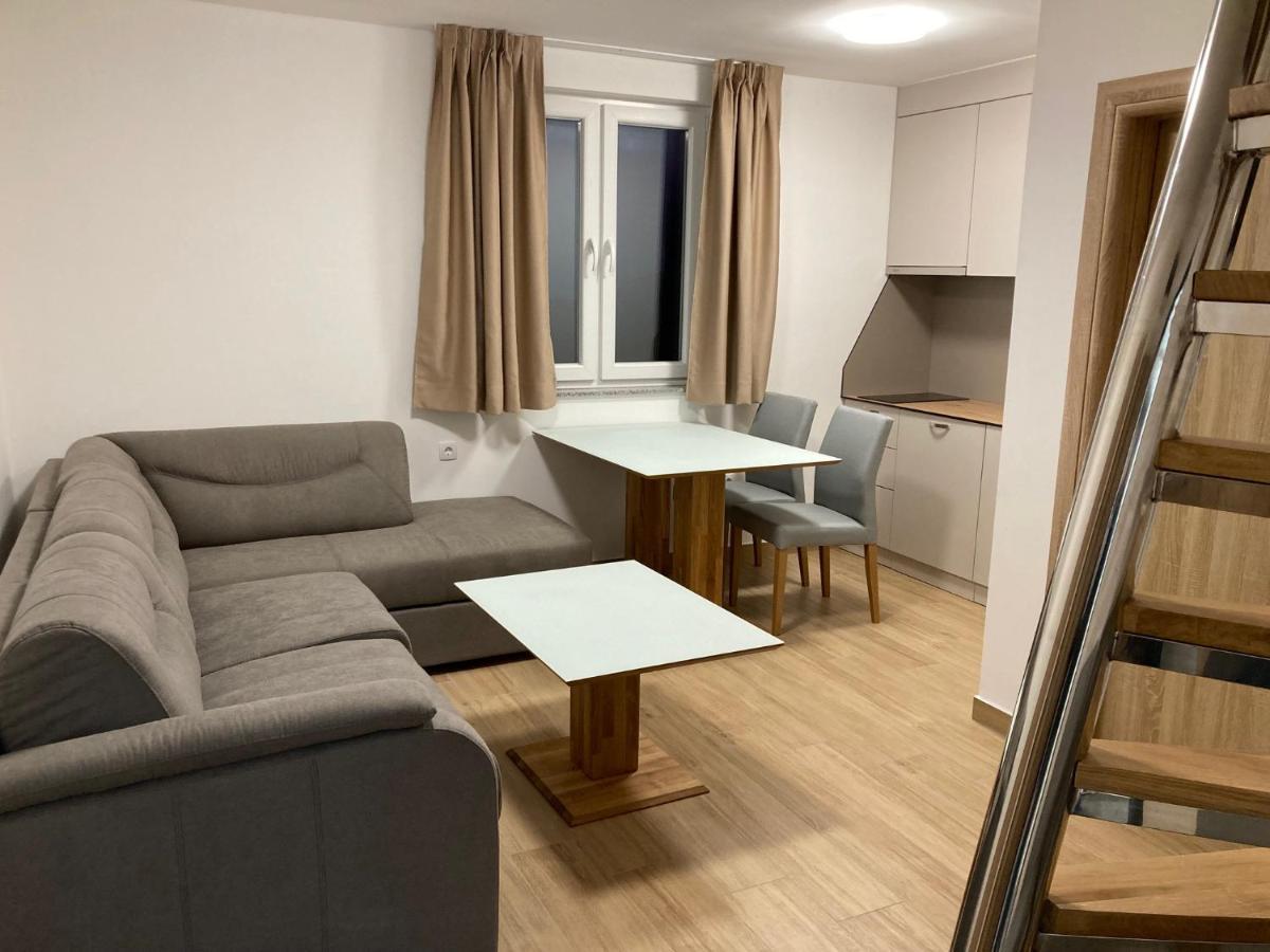 Vila Trnovo Apartment ยาโฮรินา ภายนอก รูปภาพ